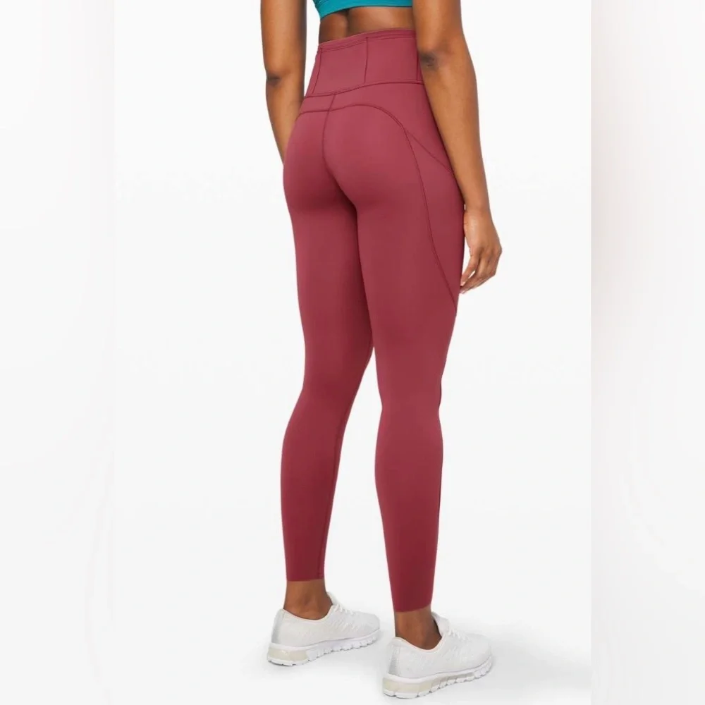 Lululemon Fast and Free HR Tight 28